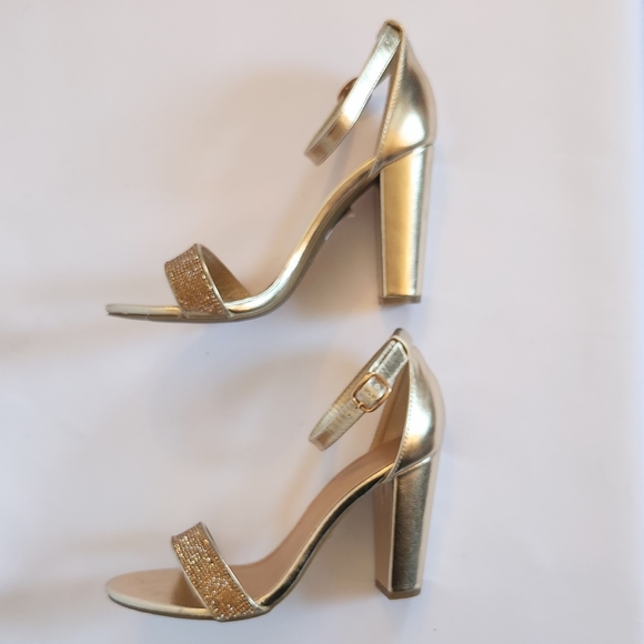 Bamboo Frenzy Gold Strappy Block 4in Heel womens size 8 - Picture 7 of 15